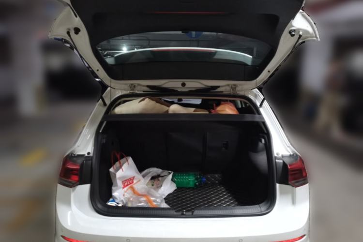Used Volkswagen Golf 2021 280TSI DSG R-Line Trunk