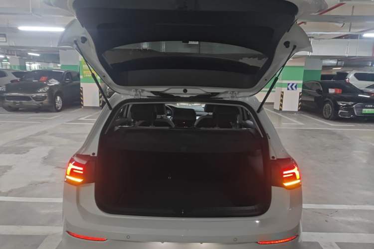 Used Volkswagen Golf 2021 280TSI DSG Pro Trunk
