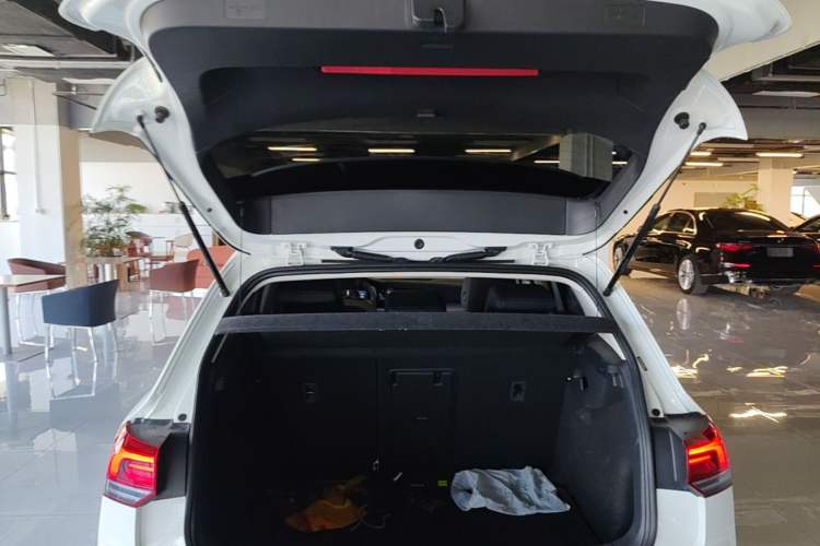 Used Volkswagen Golf 2021 280TSI DSG Pro Trunk