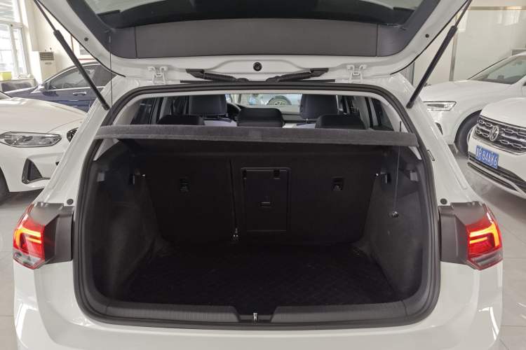 Used Volkswagen Golf 2021 280TSI DSG Pro Trunk