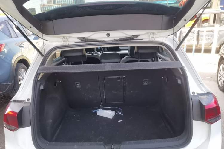 Used Volkswagen Golf 2021 280TSI DSG Pro Trunk