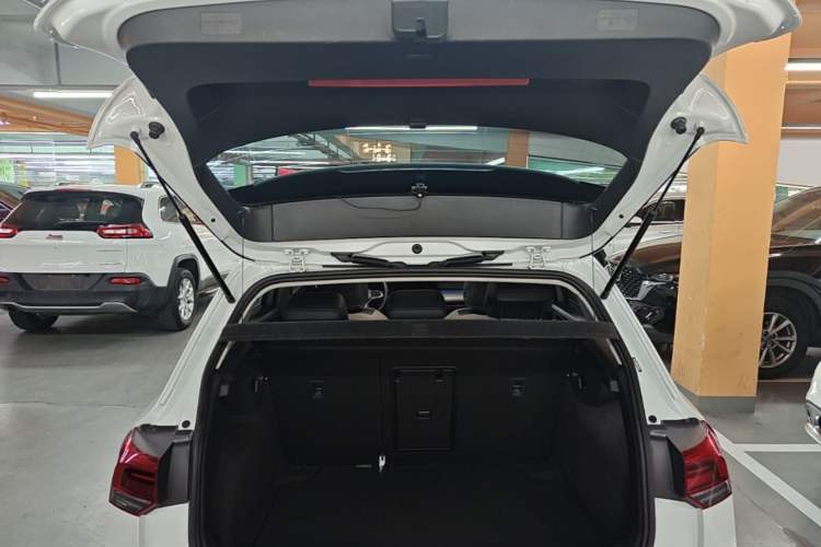 Used Volkswagen Golf 2021 280TSI DSG Pro Trunk