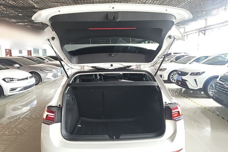 Used Volkswagen Golf 2021 280TSI DSG Pro Trunk