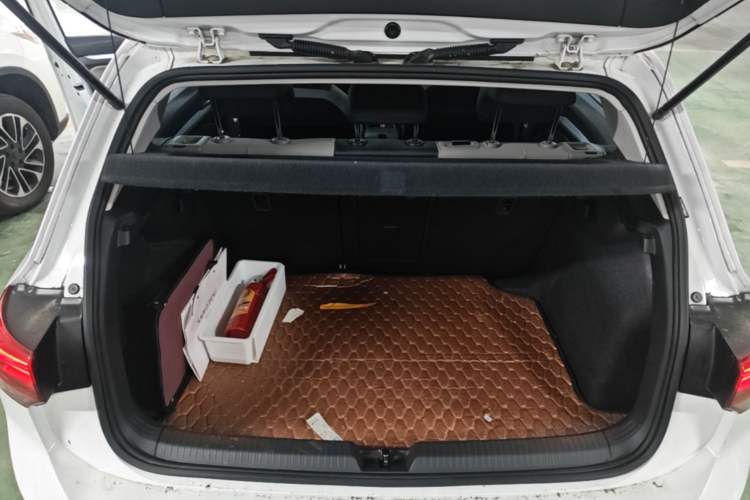 Used Volkswagen Golf 2021 280TSI DSG Pro Trunk