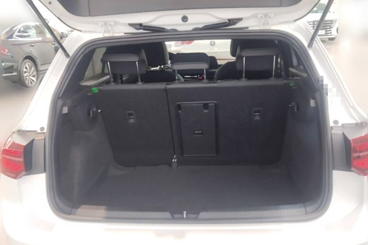 Used Volkswagen Golf 2021 280TSI DSG R-Line Trunk