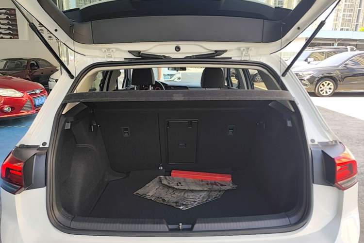 Used Volkswagen Golf 2021 280TSI DSG Pro Trunk