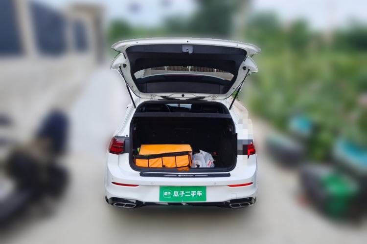 Used Volkswagen Golf 2021 280TSI DSG R-Line Trunk