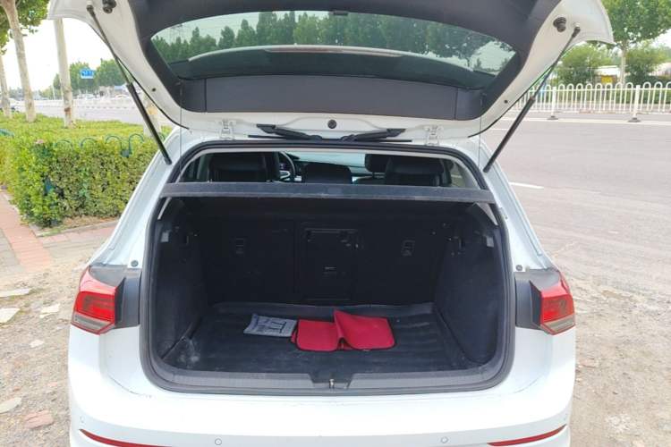 Used Volkswagen Golf 2021 280TSI DSG Pro Trunk