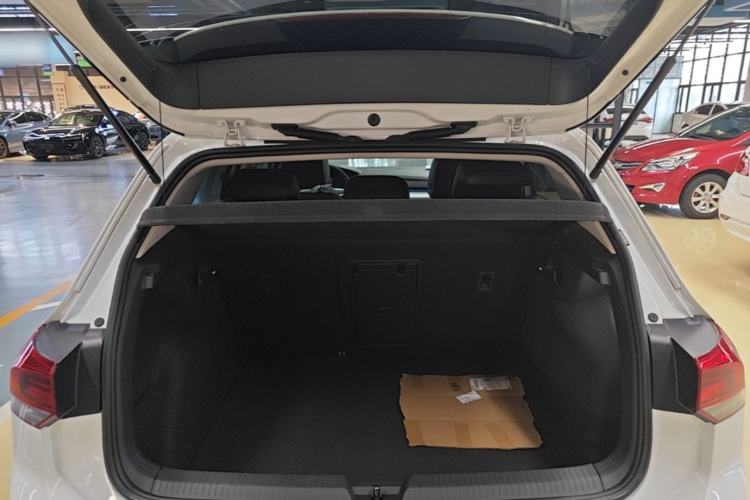 Used Volkswagen Golf 2021 280TSI DSG 30th Anniversary Edition Trunk
