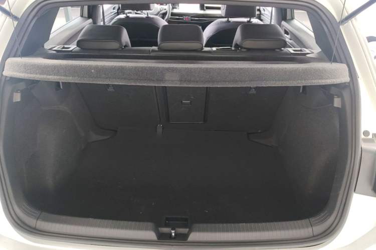 Used Volkswagen Golf 2021 280TSI DSG R-Line Trunk