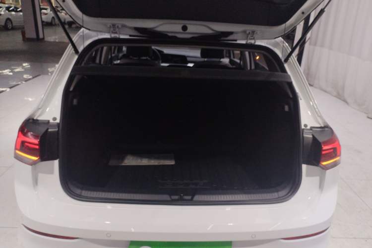 Used Volkswagen Golf 2021 280TSI DSG Pro Trunk