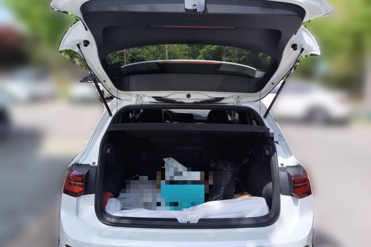 Used Volkswagen Golf 2021 280TSI DSG R-Line Trunk