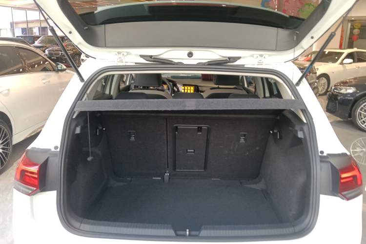 Used Volkswagen Golf 2021 280TSI DSG Pro Trunk
