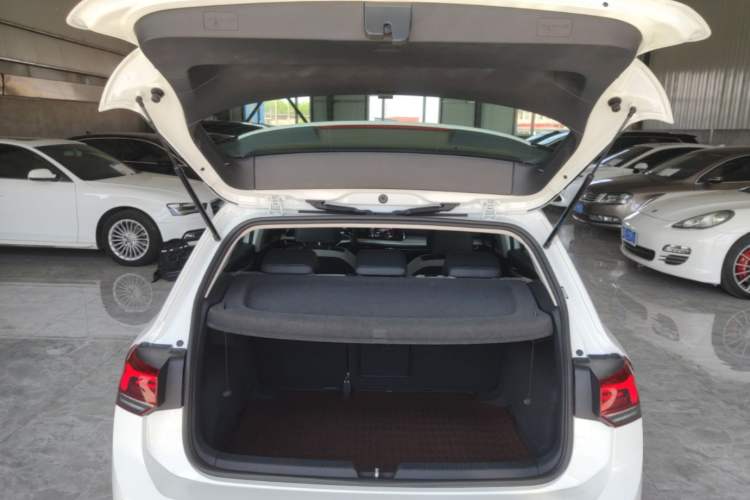 Used Volkswagen Golf 2021 280TSI DSG Pro Trunk