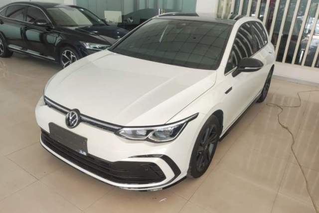 Volkswagen Golf 2021 280TSI DSG R-Line с пробегом