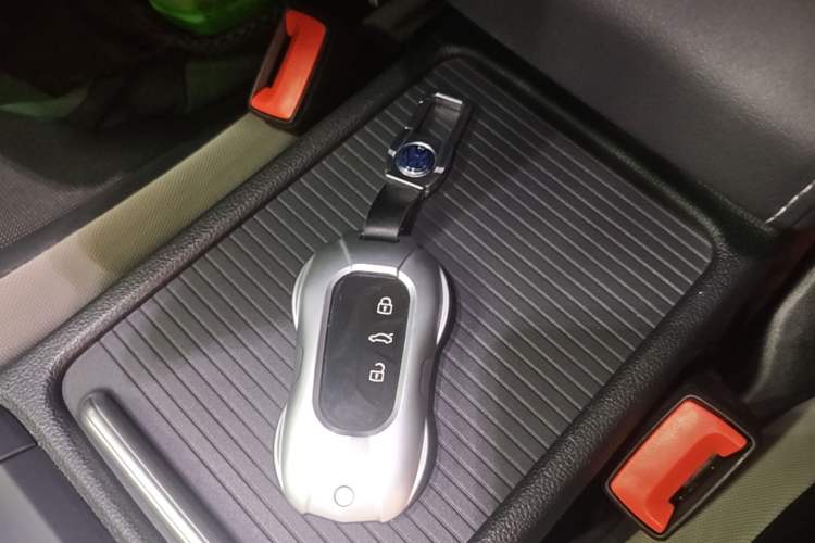 Used Volkswagen Golf 2021 280TSI DSG Pro Vehicle Key