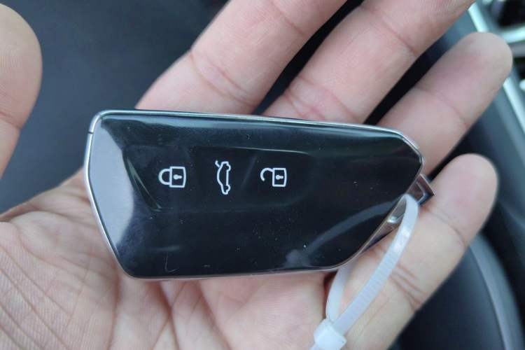 Used Volkswagen Golf 2021 280TSI DSG R-Line Vehicle Key