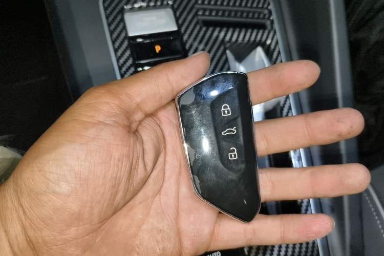 Used Volkswagen Golf 2021 280TSI DSG R-Line Vehicle Key