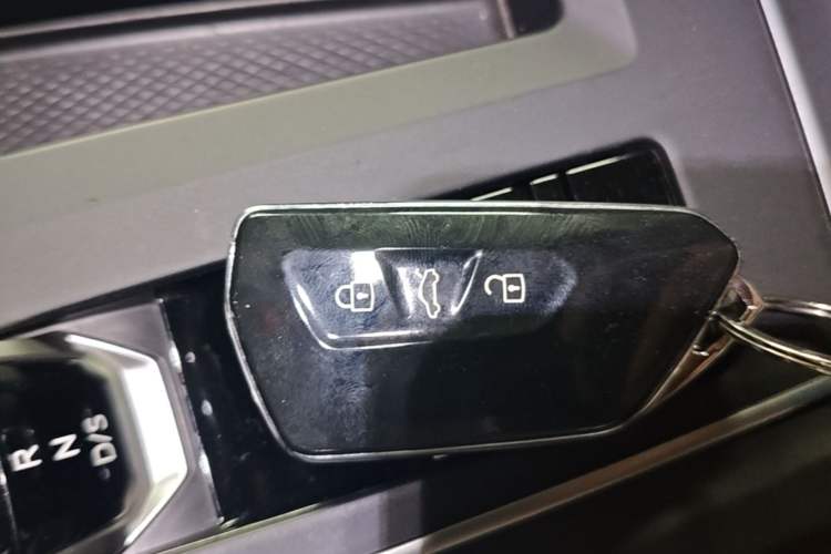 Used Volkswagen Golf 2021 280TSI DSG Pro Vehicle Key