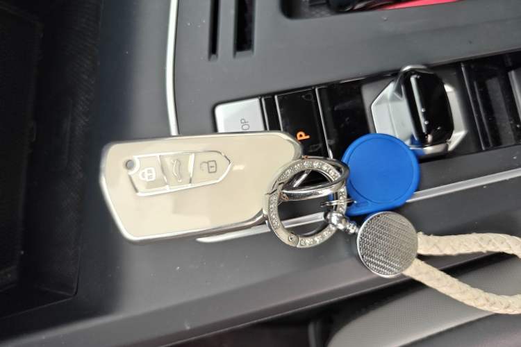Used Volkswagen Golf 2021 280TSI DSG 30th Anniversary Edition Vehicle Key