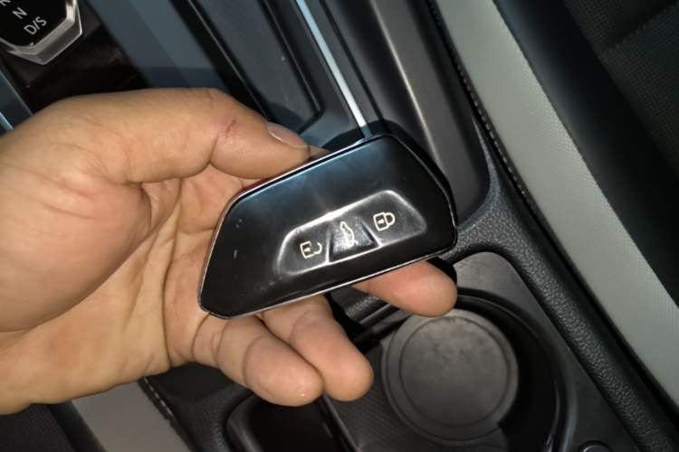 Used Volkswagen Golf 2021 280TSI DSG Pro Vehicle Key