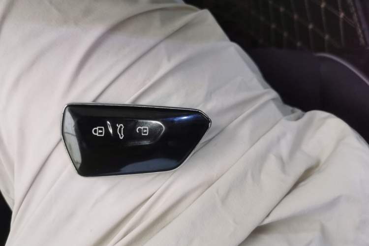 Used Volkswagen Golf 2021 280TSI DSG R-Line Vehicle Key