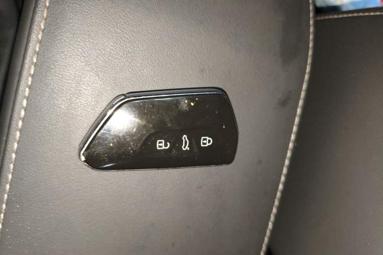 Used Volkswagen Golf 2021 280TSI DSG Pro Vehicle Key