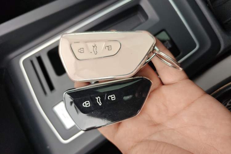 Used Volkswagen Golf 2021 280TSI DSG Pro Vehicle Key