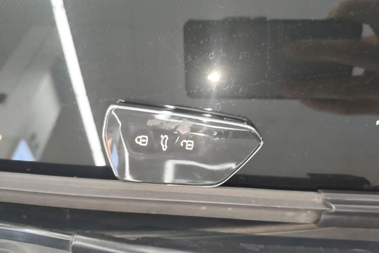 Used Volkswagen Golf 2021 280TSI DSG Pro Vehicle Key
