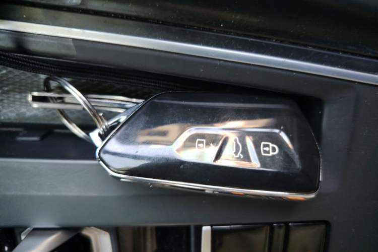 Used Volkswagen Golf 2021 280TSI DSG Pro Vehicle Key