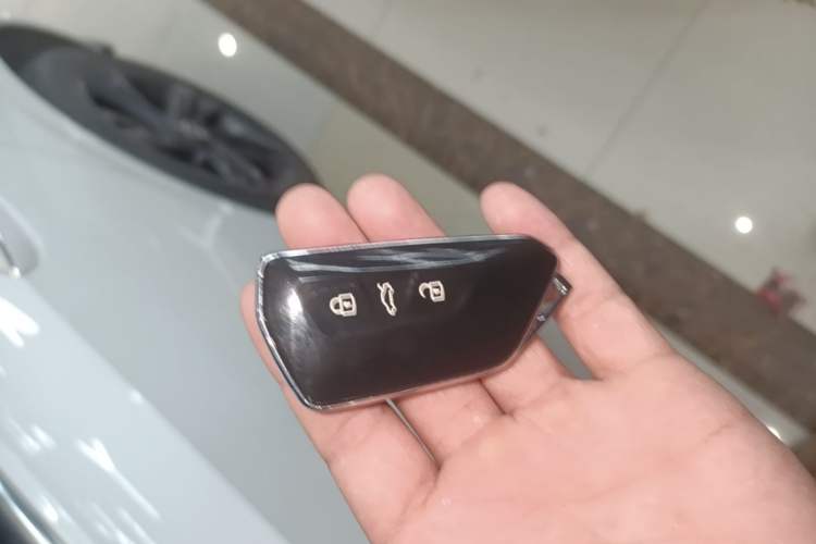 Used Volkswagen Golf 2021 280TSI DSG R-Line Vehicle Key