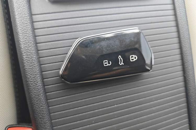 Used Volkswagen Golf 2021 280TSI DSG Pro Vehicle Key