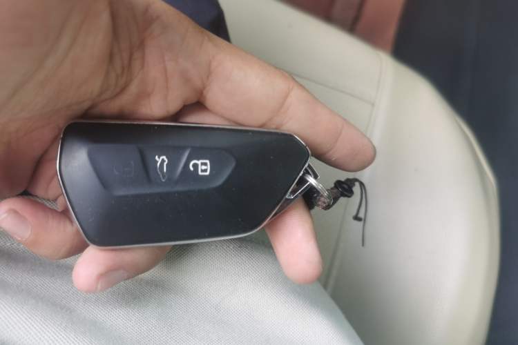 Used Volkswagen Golf 2021 280TSI DSG Pro Vehicle Key