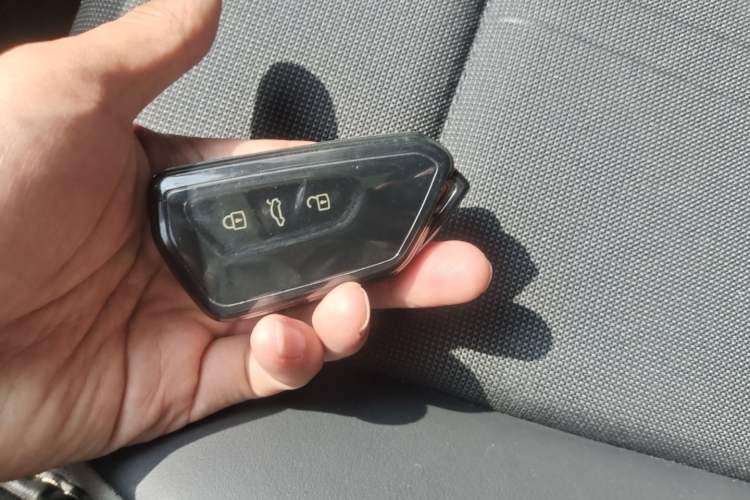 Used Volkswagen Golf 2021 280TSI DSG Pro Vehicle Key