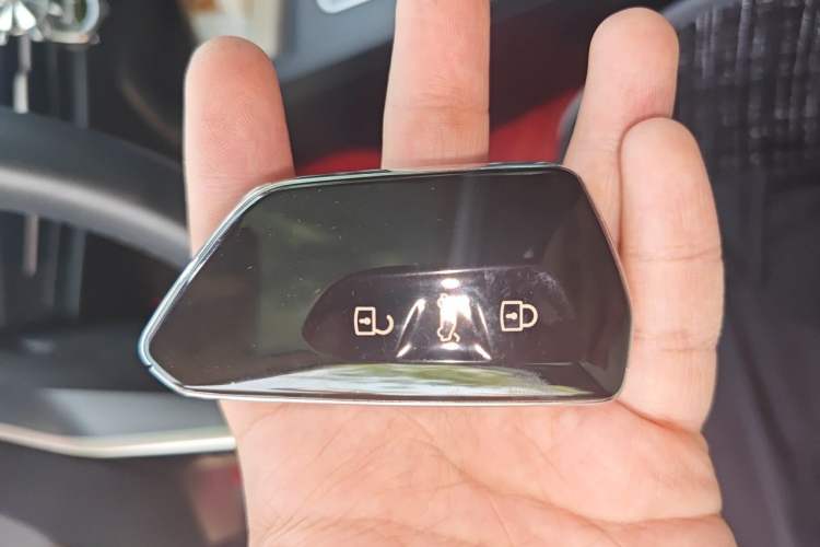 Used Volkswagen Golf 2021 280TSI DSG 30th Anniversary Edition Vehicle Key