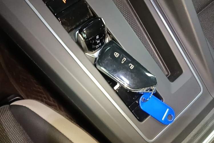 Used Volkswagen Golf 2021 280TSI DSG Pro Vehicle Key