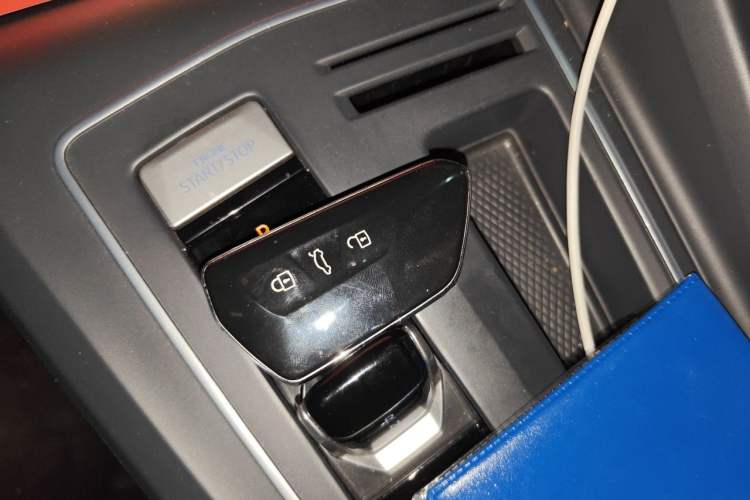 Used Volkswagen Golf 2021 280TSI DSG Pro First Edition Vehicle Key