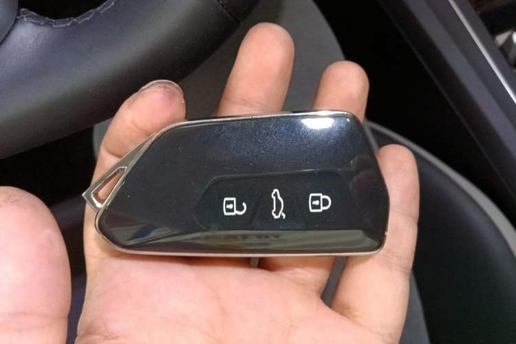 Used Volkswagen Golf 2021 280TSI DSG Pro Vehicle Key