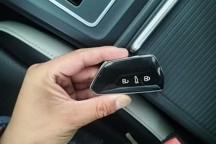 Used Volkswagen Golf 2021 280TSI DSG Pro Vehicle Key