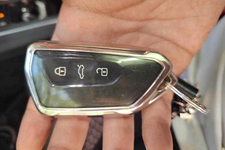 Used Volkswagen Golf 2021 280TSI DSG Pro Vehicle Key