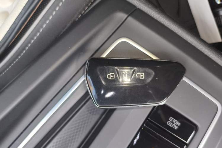 Used Volkswagen Golf 2021 280TSI DSG R-Line Vehicle Key