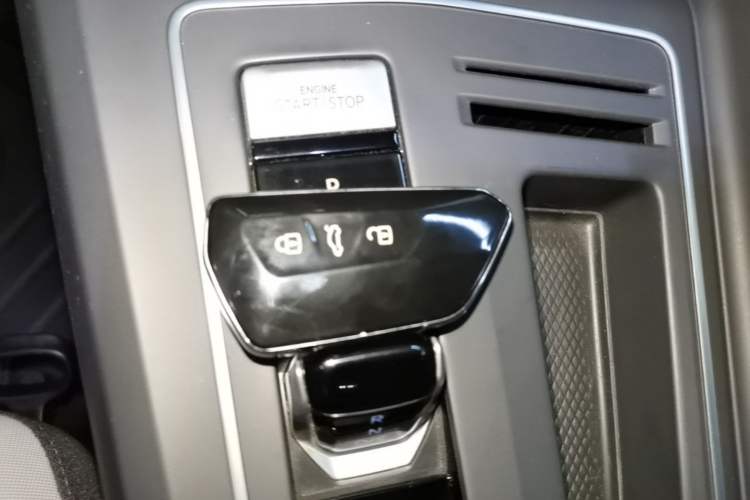 Used Volkswagen Golf 2021 280TSI DSG Pro Vehicle Key
