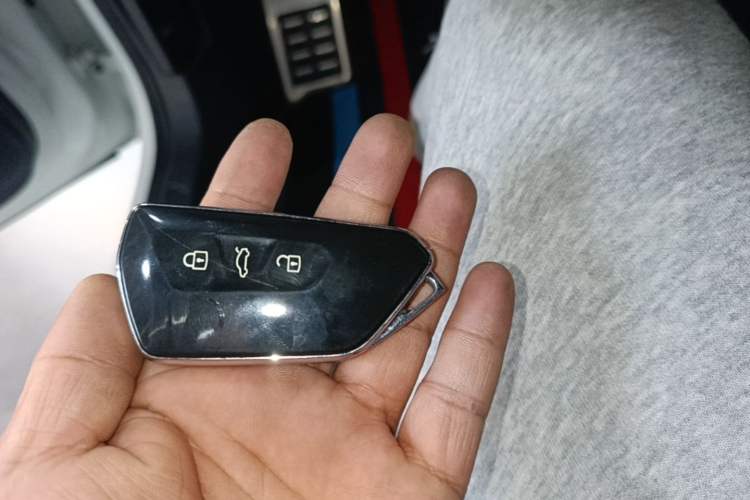 Used Volkswagen Golf 2021 280TSI DSG R-Line Vehicle Key
