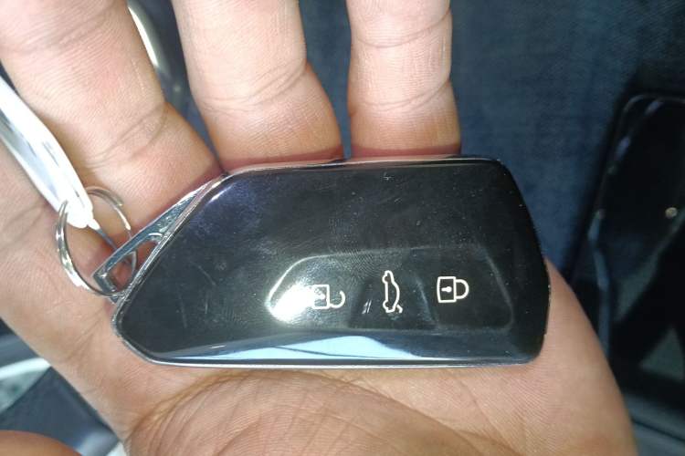 Used Volkswagen Golf 2021 280TSI DSG Pro Vehicle Key