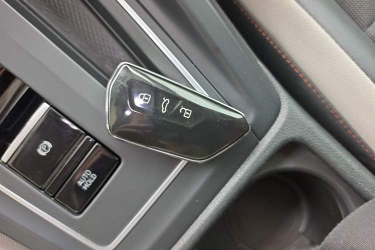 Used Volkswagen Golf 2021 280TSI DSG 30th Anniversary Edition Vehicle Key