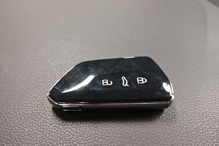 Used Volkswagen Golf 2021 280TSI DSG Pro First Edition Vehicle Key