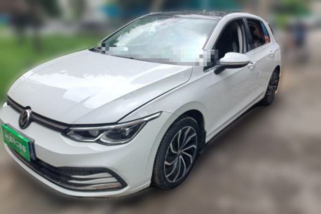 Ojetý Volkswagen Golf 2021 280TSI DSG Pro
