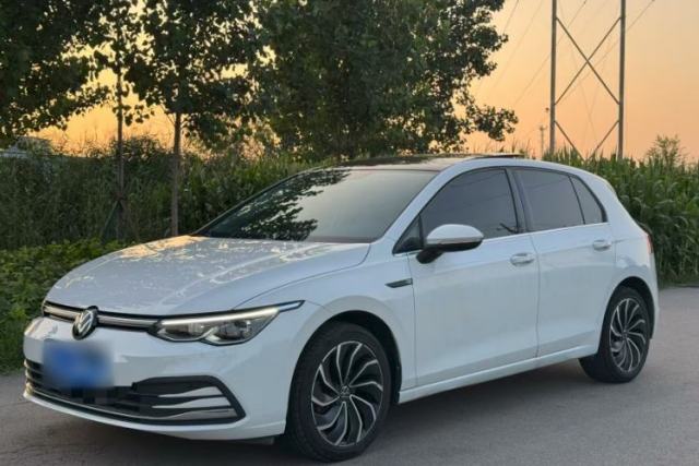 Ojetý Volkswagen Golf 2021 280TSI DSG Pro