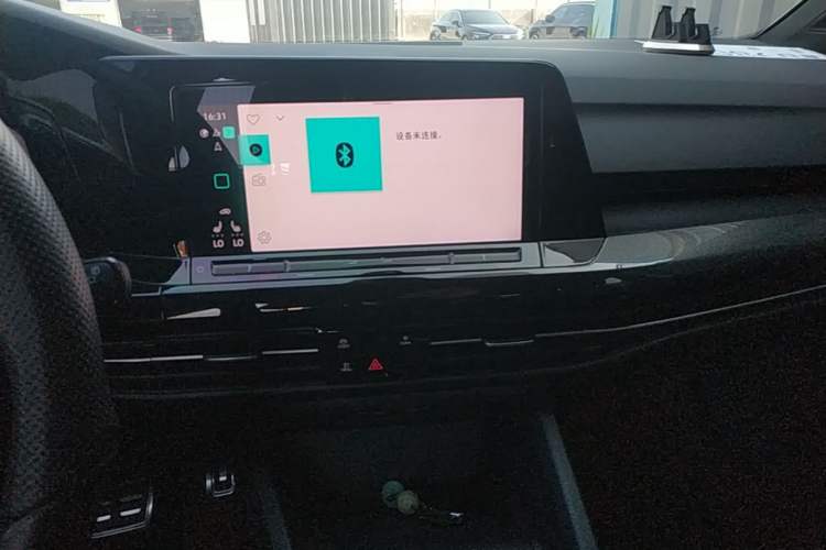 Used Volkswagen Golf 2021 280TSI DSG R-Line Audio And AC Panel