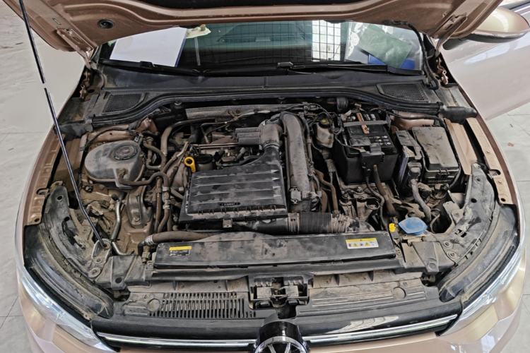 Used Volkswagen Golf 2021 280TSI DSG Pro Engine Bay